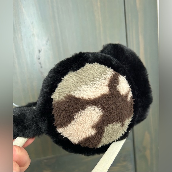 Top it off camo earmuffs - Picture 3 of 8